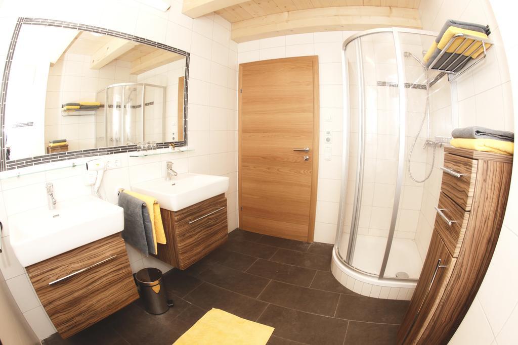 Familien-Bauernhof Neumoar Apartment Sankt Johann im Pongau Luaran gambar