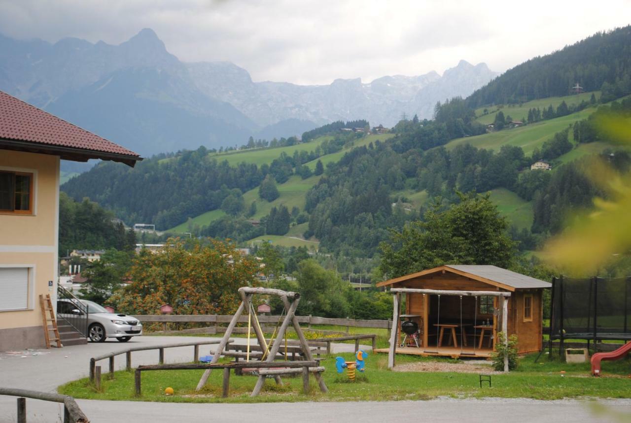 Familien-Bauernhof Neumoar Apartment Sankt Johann im Pongau Luaran gambar